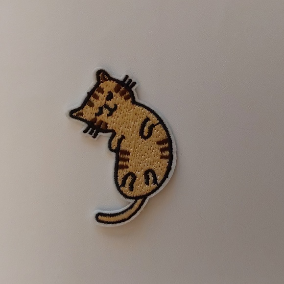 Cat Whimsy IRON ON Patch - Picture 1 of 3